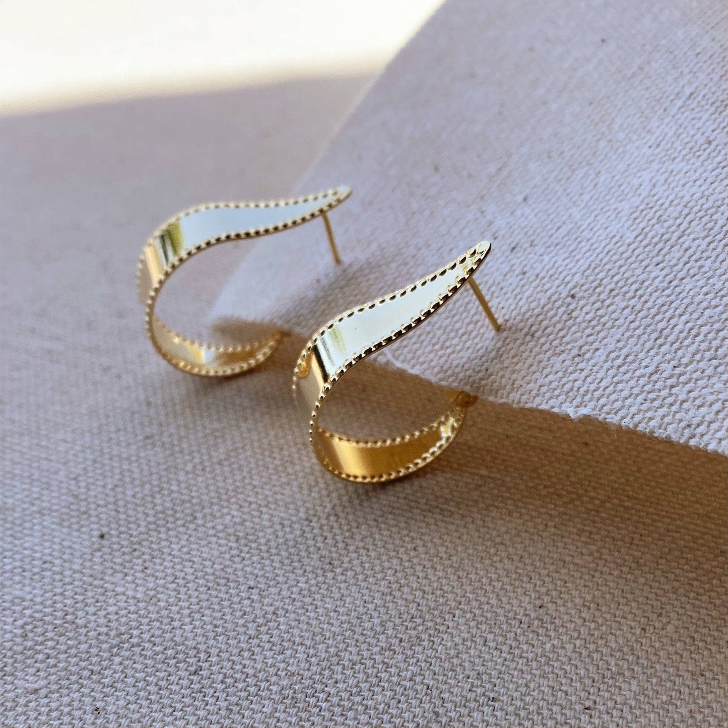 18k Gold Filled Western Hoop Earrings