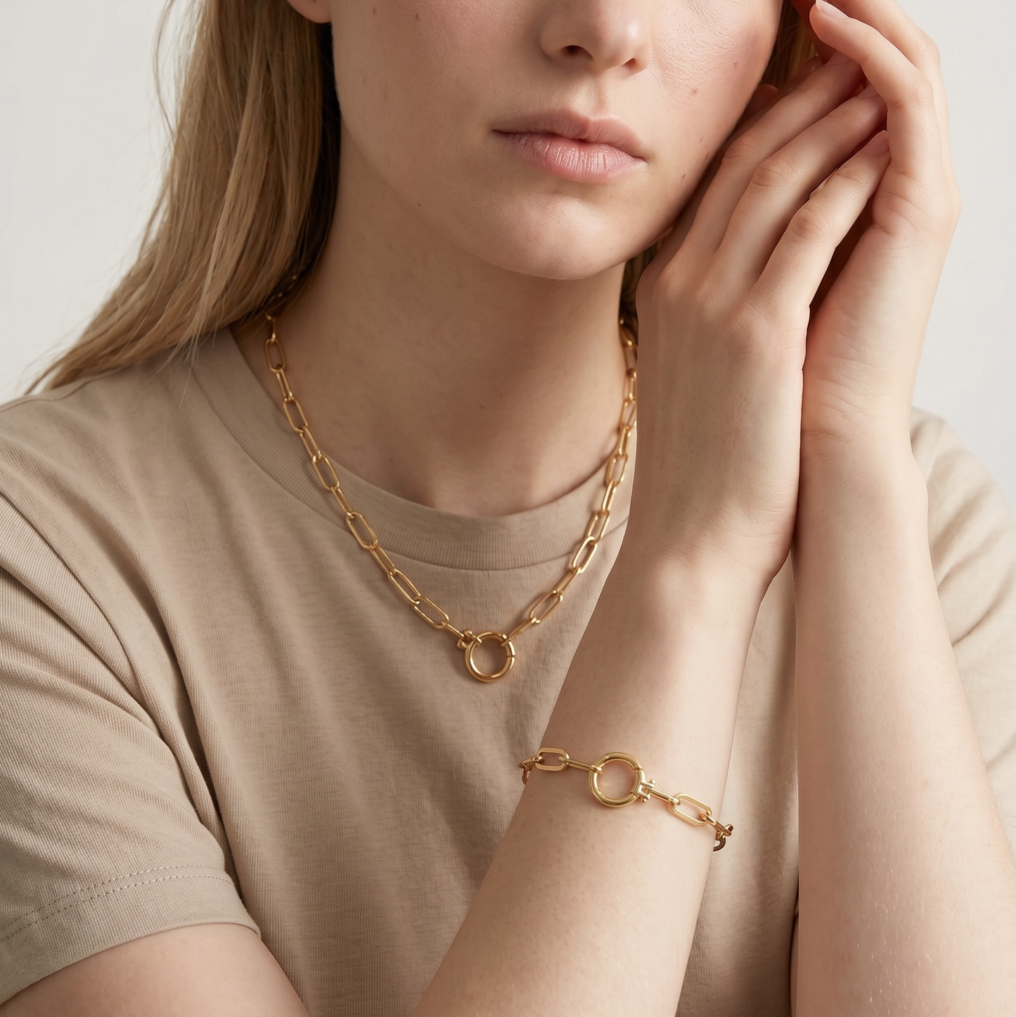 Paperclip Chain With Round Clicker Clasp Bracelet