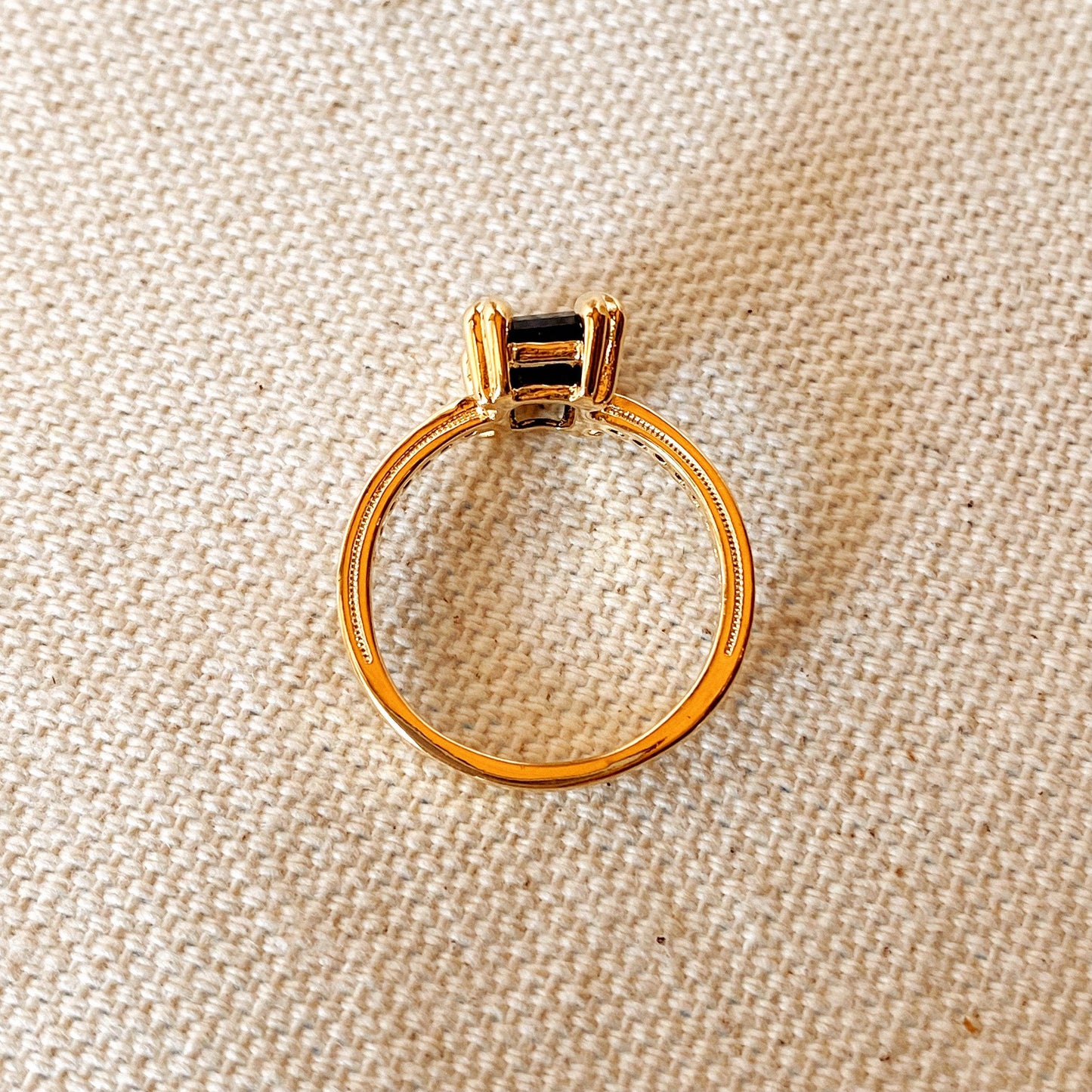 Delta Gold Black Solitaire Ring