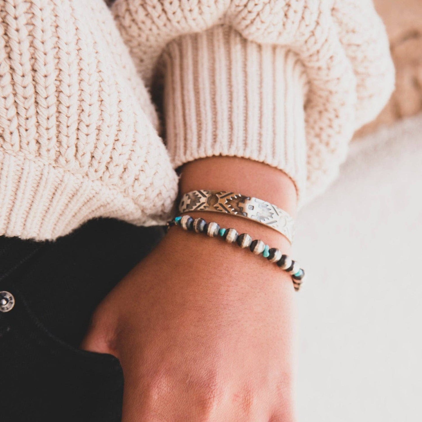 Desert Blossom: Turquoise Grand Pearls Bracelet (7mm)