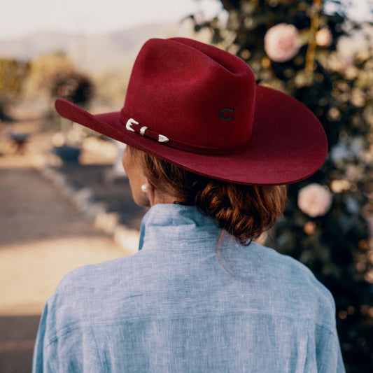 CHARLIE 1 HORSE The Cowgirl Hat