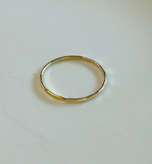 Ring - Gold ‘Flat Hammered’