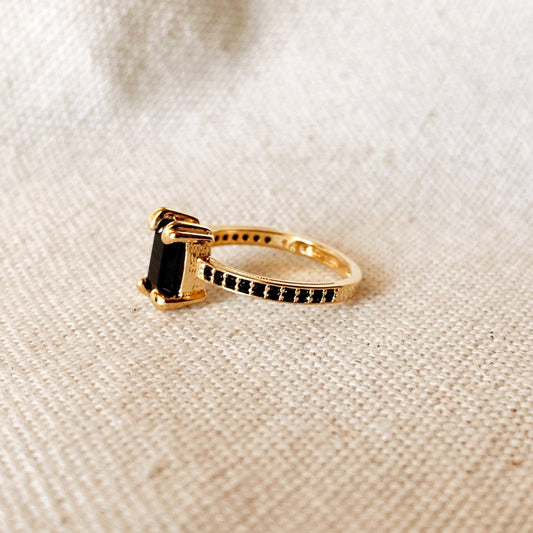 Delta Gold Black Solitaire Ring