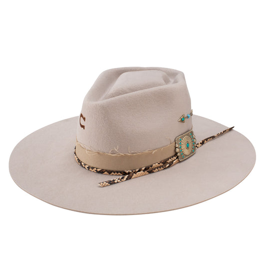 CHARLIE 1 HORSE Spear Point